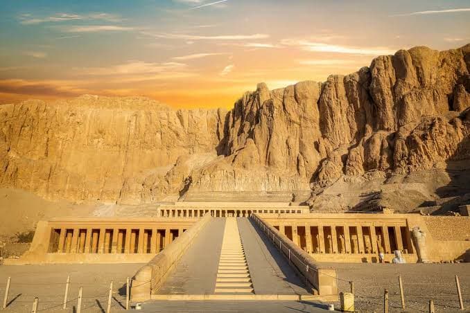 Luxor bus — Vallei der Koningen